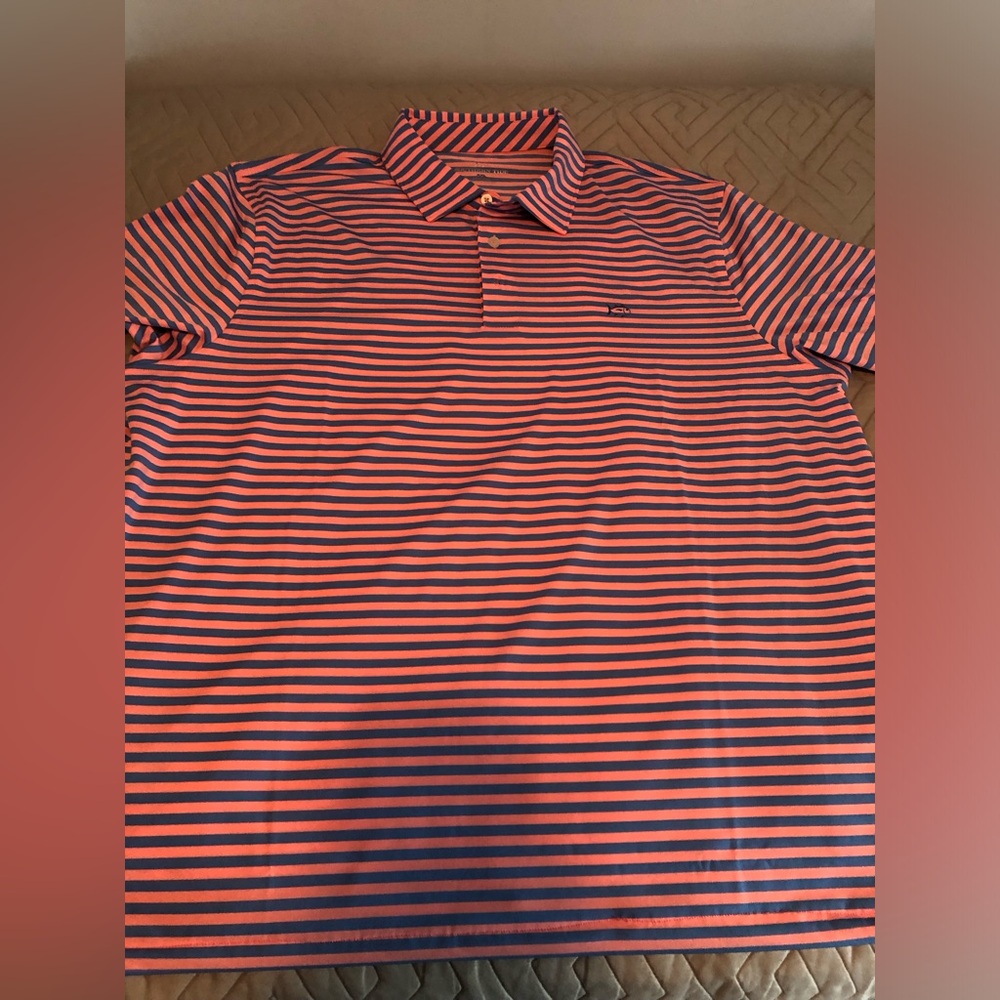 Men’s golf shirt